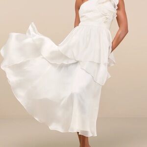 Lulu's White One-Shoulder Maxi Dress